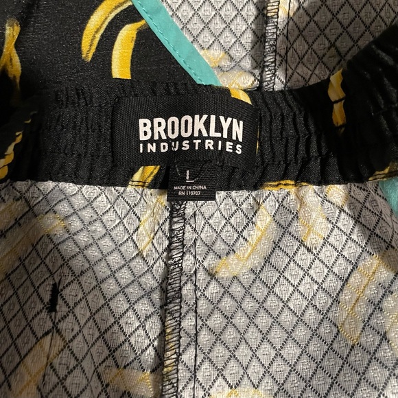 Banana Brooklyn Industries Running Shorts - Picture 3 of 3